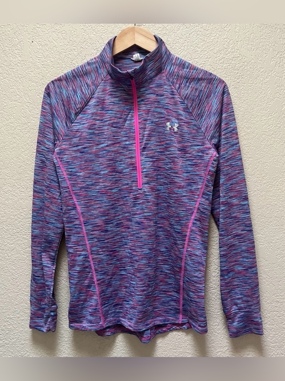Under Armour Girls Athletic Pullover Long Sleeve Shirt